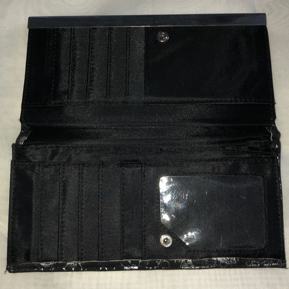 Wallet - Picture 3 of 3